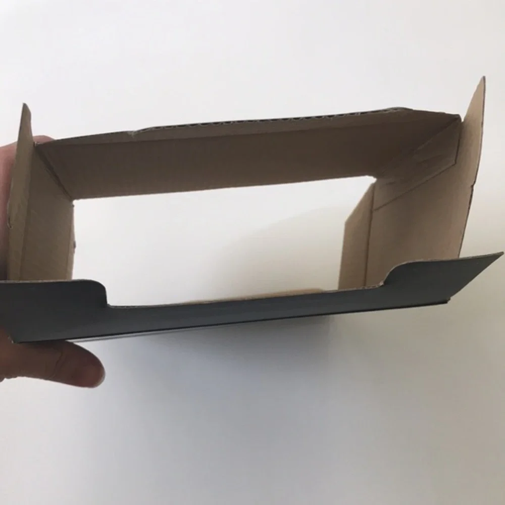 24 pcs Black Gift boxes 8.5in (l) x 3.2 in (d) x 5.2 in (h)
